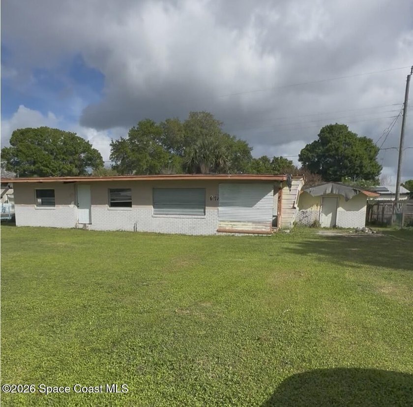 RARE FIND! Your chance to buy a lot zoned for a mobile home in - Beach Lot for sale in Merritt Island, Florida on Beachhouse.com