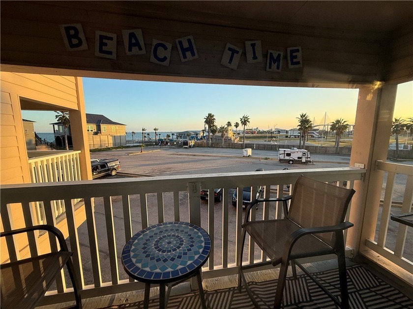 Premium, never-rented furnished 1-bedroom condo in Villa Del Sol - Beach Condo for sale in Corpus Christi, Texas on Beachhouse.com