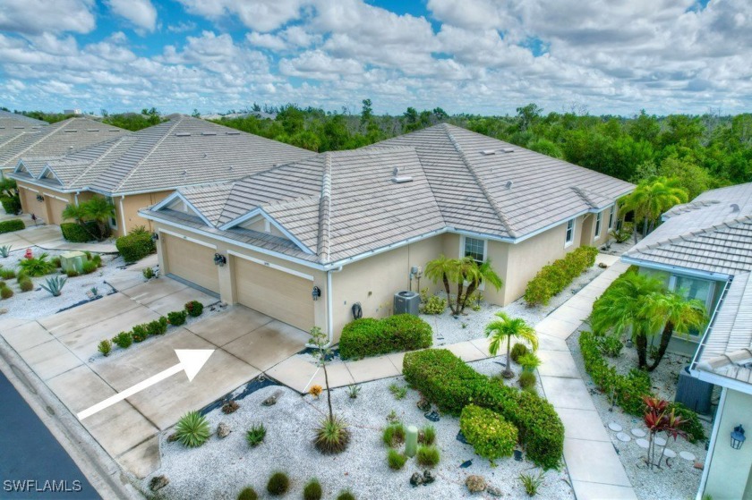 Take a moment to check out this gorgeous 2 bedroom, 2 bathroom - Beach Home for sale in Fort Myers, Florida on Beachhouse.com