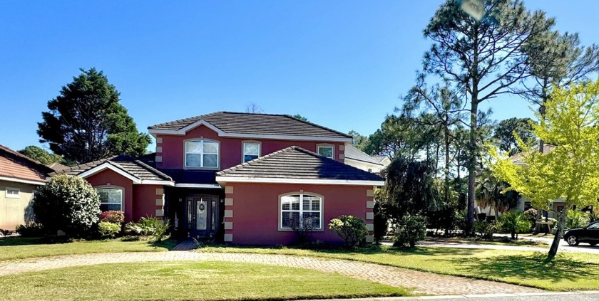 Here's your opportunity to own a well-priced home in the - Beach Home for sale in Miramar Beach, Florida on Beachhouse.com