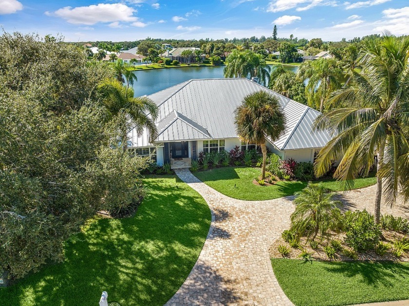 Pride of ownership exudes in this stunning Island *retreat* home - Beach Home for sale in Vero Beach, Florida on Beachhouse.com