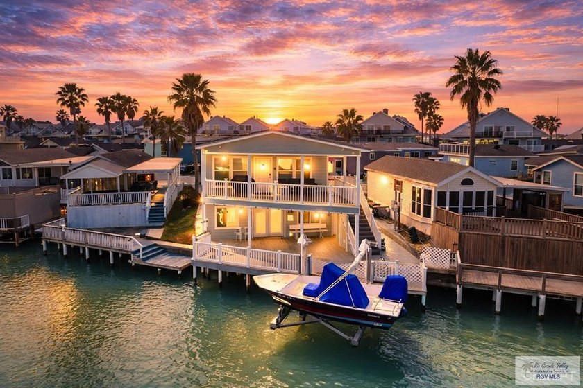 Designed for togetherness and privacy, this stunning coastal - Beach Home for sale in Port Isabel, Texas on Beachhouse.com