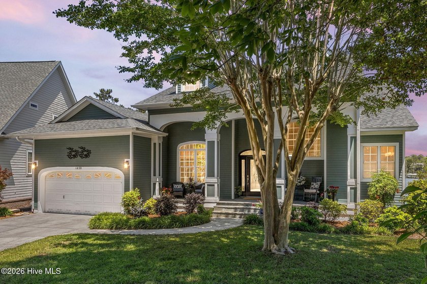 Waterfront views and a design that refuses to blend in - Beach Home for sale in Sneads Ferry, North Carolina on Beachhouse.com