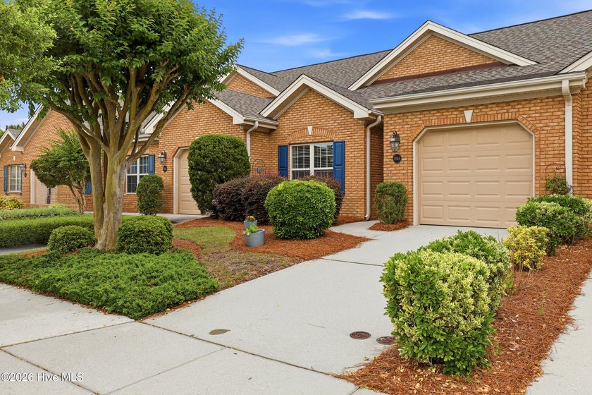 Welcome to 1045 Ryans Court in Fairfield Park, an ideal blend of - Beach Townhome/Townhouse for sale in Wilmington, North Carolina on Beachhouse.com