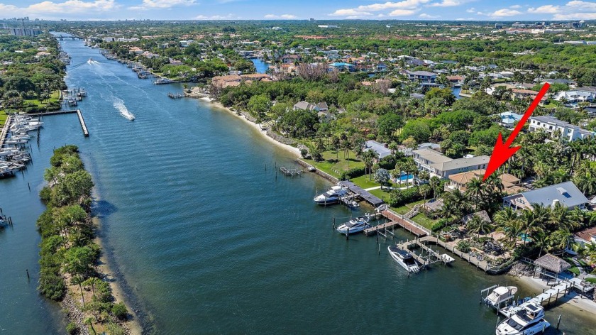Waterfront living at its finest! Seize the opportunity to live - Beach Home for sale in Palm Beach Gardens, Florida on Beachhouse.com