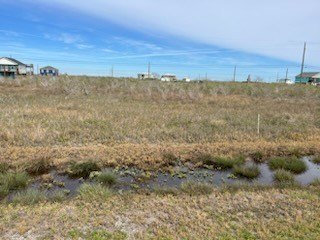 Build your coastal dream home, investment property, or weekend - Beach Lot for sale in Rockport, Texas on Beachhouse.com