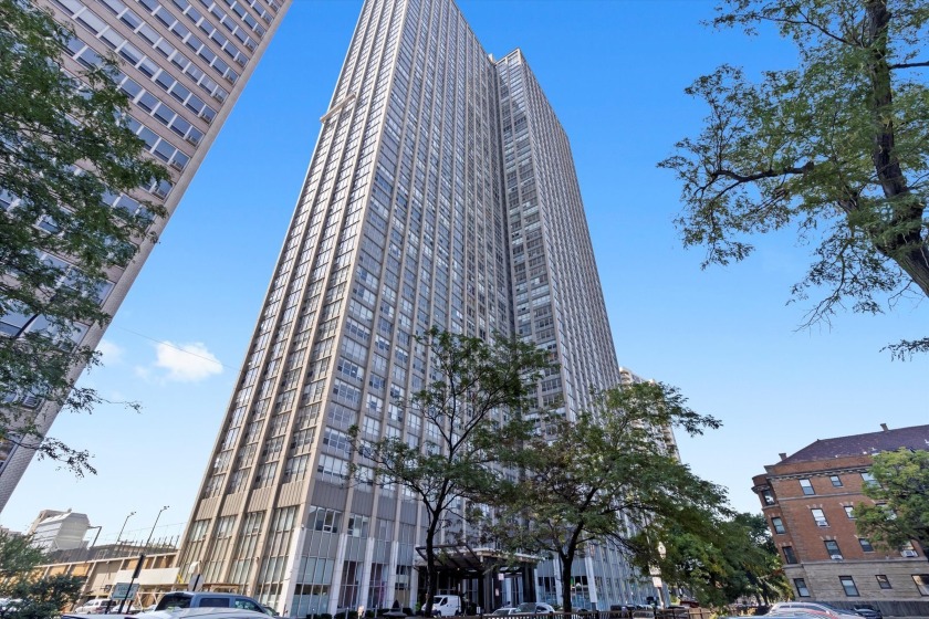 Welcome to this stunning 35th-floor studio condo offering - Beach Condo for sale in Chicago, Illinois on Beachhouse.com