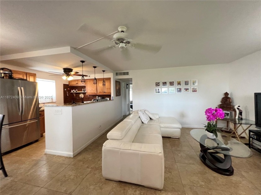 *GREAT OPPORTUNITY!*  Amazing price. Beautiful unit, ground - Beach Condo for sale in Delray Beach, Florida on Beachhouse.com