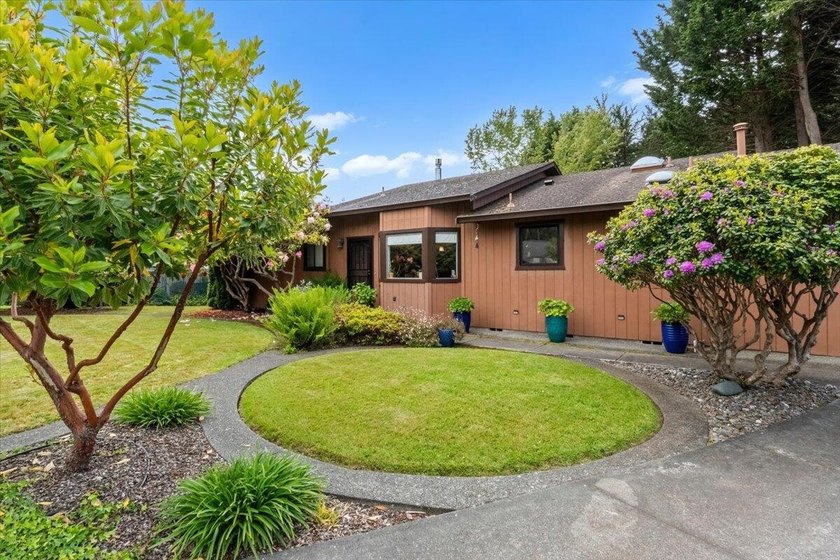 Welcome to 115 Boyden Lane. This Beautiful home is nestled on - Beach Home for sale in Fortuna, California on Beachhouse.com