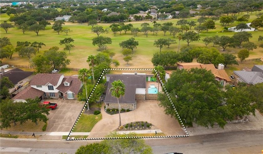 This stunning residence in Corpus Christi Country Club offers 4 - Beach Home for sale in Corpus Christi, Texas on Beachhouse.com