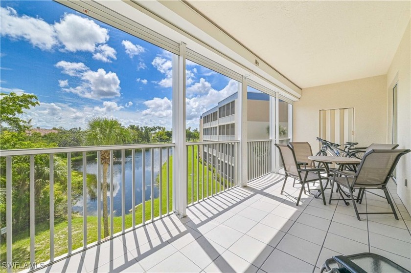 Awesome, hardly used, 3 bedroom, 2 bath condo within walking - Beach Condo for sale in Fort Myers, Florida on Beachhouse.com