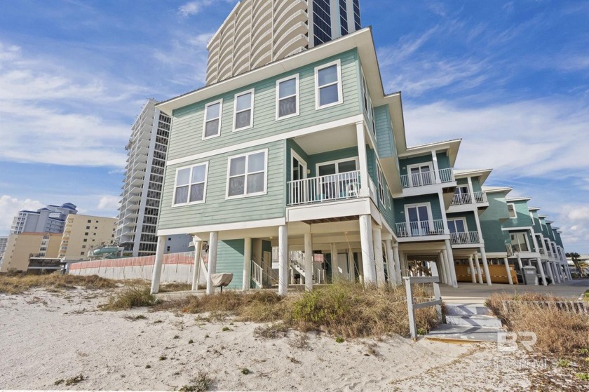 This property is literally steps away from the beautiful water - Beach Home for sale in Gulf Shores, Alabama on Beachhouse.com