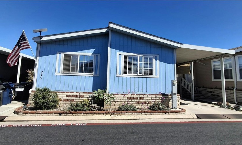 OPEN HOUSE SAT/SUN 11am-3pm, CHECK IN AT CLUBHOUSE. New Listing - Beach Home for sale in Huntington Beach, California on Beachhouse.com
