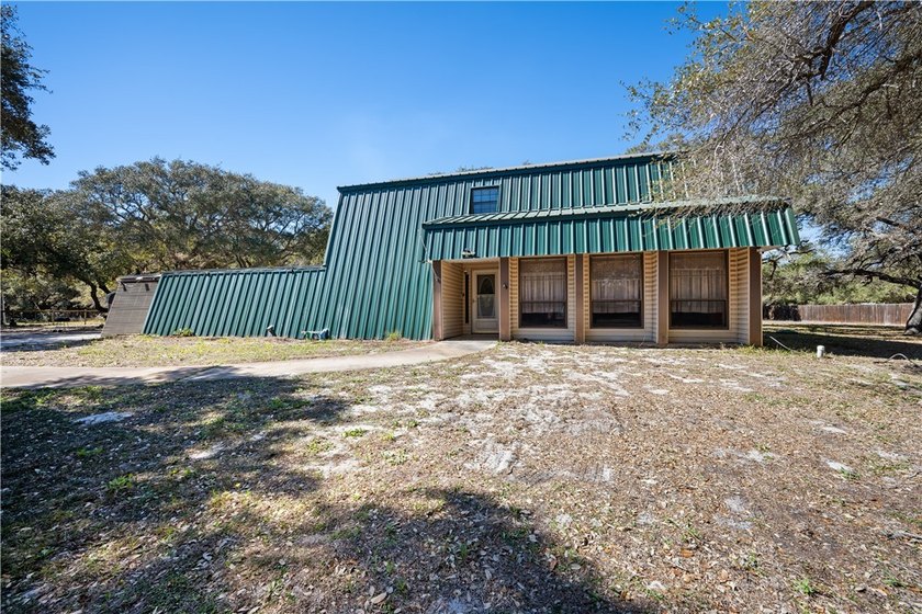 Country property in San Patricio County with approximately 4.35 - Beach Home for sale in Aransas Pass, Texas on Beachhouse.com