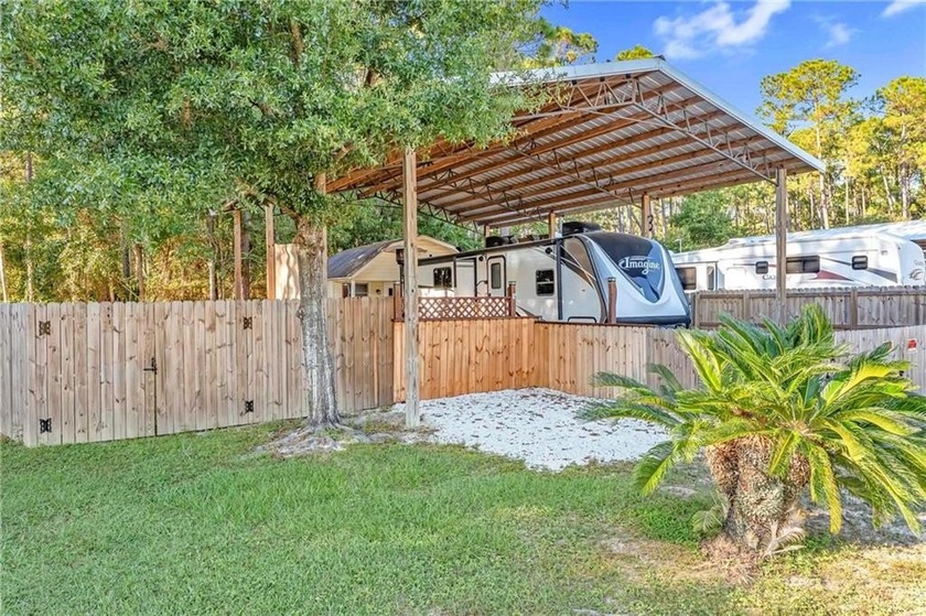 Seller will entertain offers between $150,000 and $165,000 - Beach Home for sale in Lillian, Alabama on Beachhouse.com