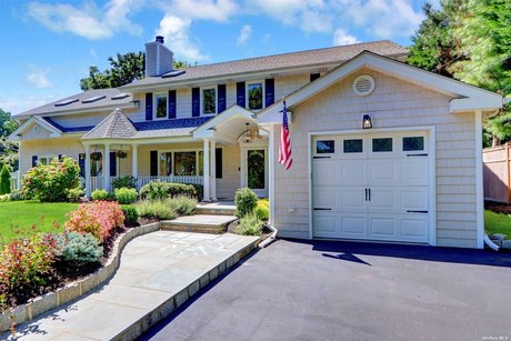 Nestled in a picturesque location, this spacious 4 bedroom, 2.5 - Beach Home for sale in Northport, New York on Beachhouse.com