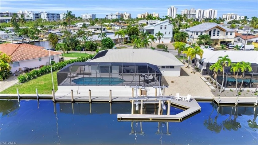 **Discover Your Coastal Oasis in Fairview Isles!** Indulge in - Beach Home for sale in Fort Myers Beach, Florida on Beachhouse.com