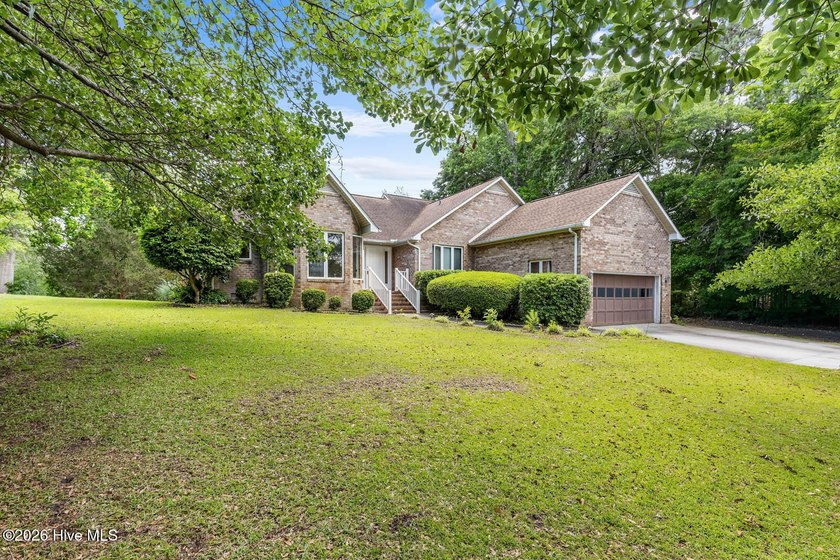 Welcome to the gorgeous home in the gated, waterfront community - Beach Home for sale in Sneads Ferry, North Carolina on Beachhouse.com