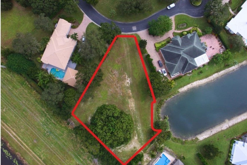 Large lakefront lot in the coveted 'Doctors Row' gated - Beach Lot for sale in Vero Beach, Florida on Beachhouse.com