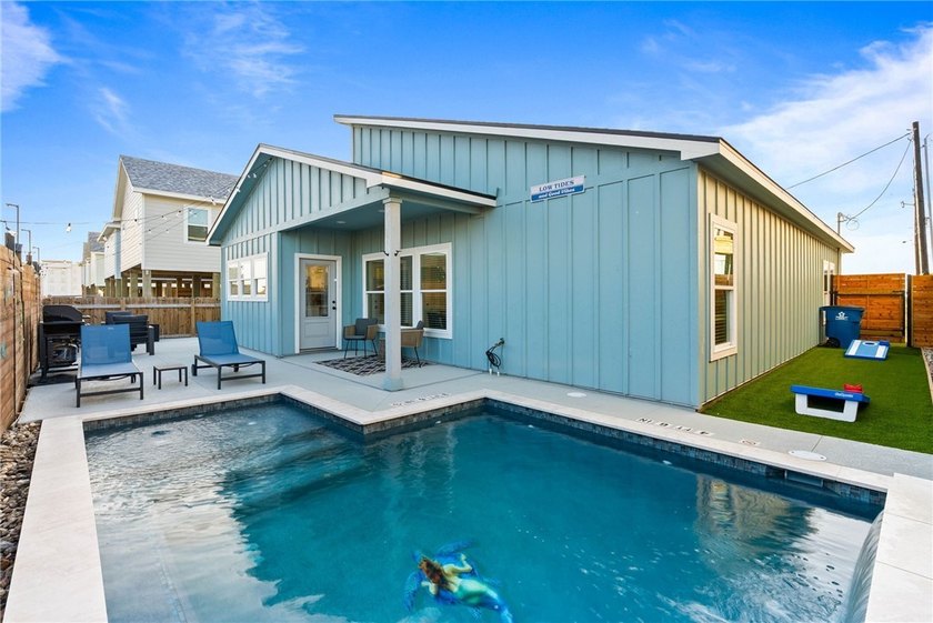 Welcome to *Mermaid's Oasis* Skip the stairs and step into this - Beach Home for sale in Port Aransas, Texas on Beachhouse.com