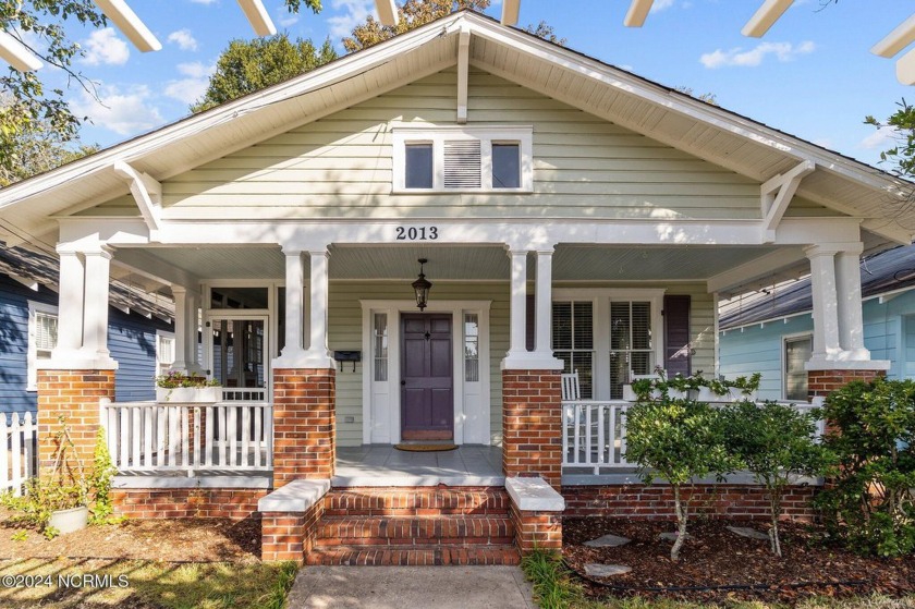 This charming 1932 bungalow in Carolina Place is light and - Beach Home for sale in Wilmington, North Carolina on Beachhouse.com