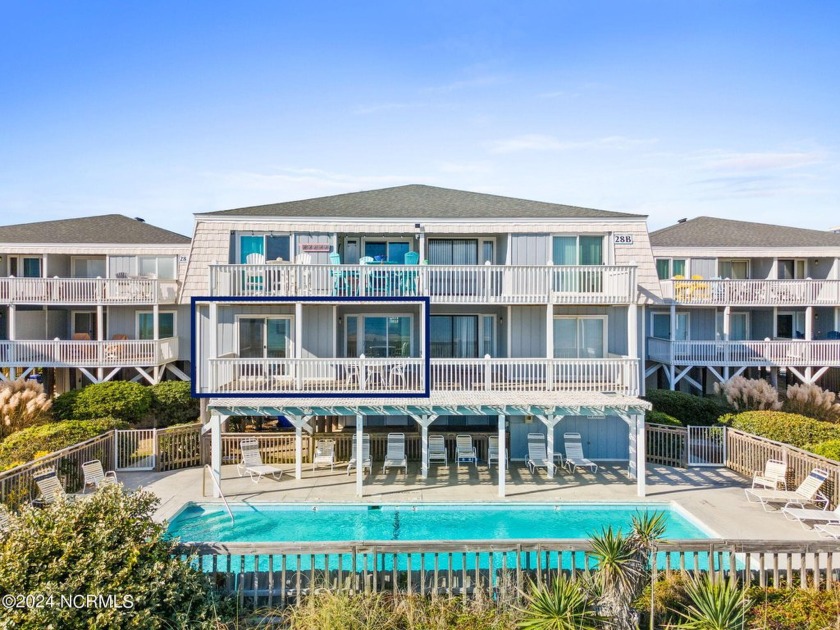 This Dunes oceanfront condo at Ocean Isle Beach, N.C., offers a - Beach Condo for sale in Ocean Isle Beach, North Carolina on Beachhouse.com