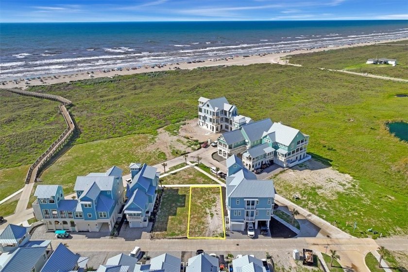 CUSTOM LUXURY HOME AVAILABE!! Welcome to the fantastic - Beach Home for sale in Port Aransas, Texas on Beachhouse.com