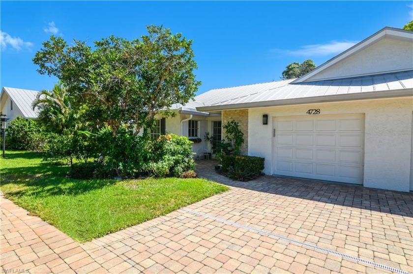 Welcome to Park Shore Villas! A quaint hidden gem with on 28 - Beach Home for sale in Naples, Florida on Beachhouse.com