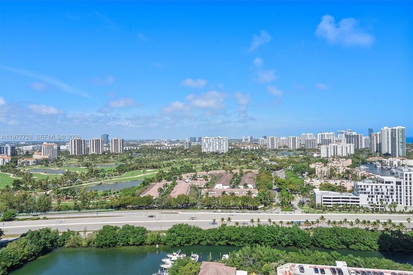 MUST SELL! VERY SPACIOUS 2 BED 2 BTH. HIGH FLOOR. TOTALLY - Beach Condo for sale in Aventura, Florida on Beachhouse.com