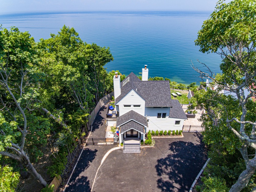 Coastal Retreat: Waterfront, Deck, Awesome Views - Beach Vacation Rentals in Wading River, NY on Beachhouse.com