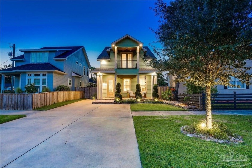 Live in the heart of East Hill--just minutes from downtown - Beach Home for sale in Pensacola, Florida on Beachhouse.com