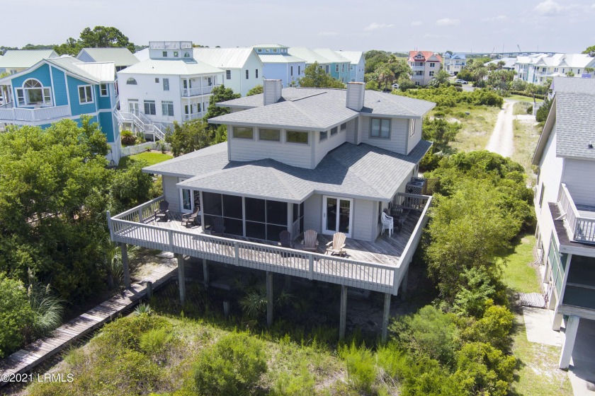 Location, location, location! This sought after 5 bedroom , 4 - Beach Home for sale in Harbor Island, South Carolina on Beachhouse.com