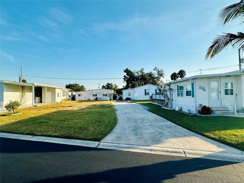 Welcome home to this spacious VACANT LOT in the PET ZONE of the - Beach Lot for sale in Palmetto, Florida on Beachhouse.com