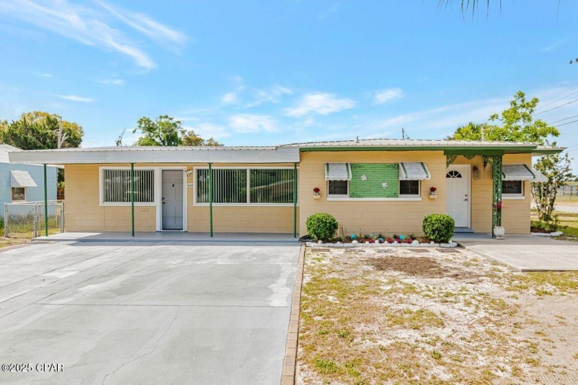 PRICE REDUCTION! Welcome to this well-maintained three-bedroom - Beach Home for sale in Panama City, Florida on Beachhouse.com