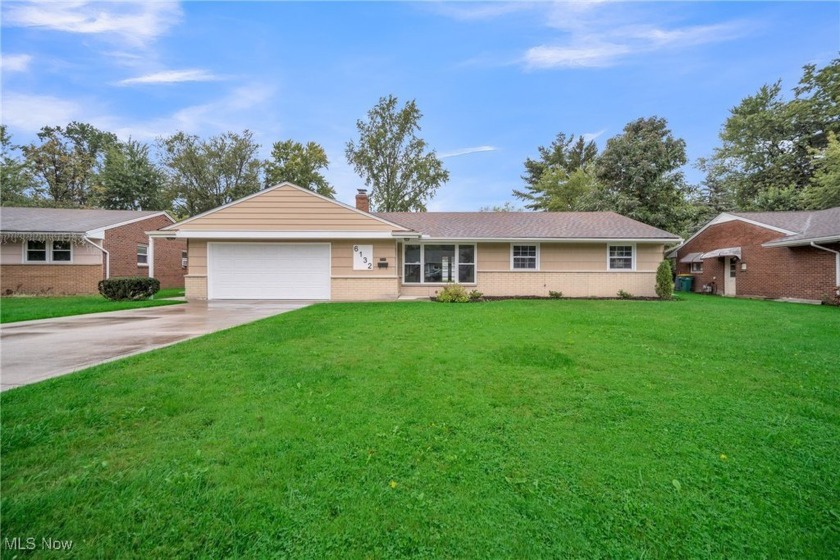 Welcome home to this beautifully remodeled ranch! Enjoy the ease - Beach Home for sale in Mentor, Ohio on Beachhouse.com