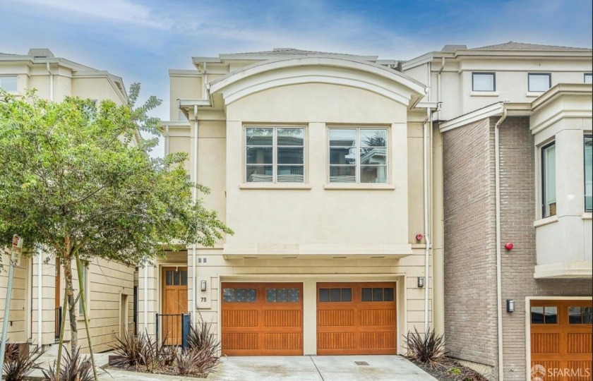 Experience luxury living in this stunning 3-level, 3BD/2.5BA - Beach Townhome/Townhouse for sale in San Francisco, California on Beachhouse.com
