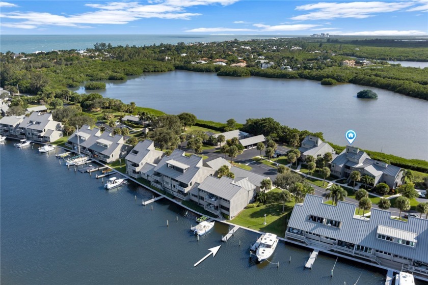 Waterfront 2BR/2BA townhome! Deep water dock - accommodates 41' - Beach Home for sale in Vero Beach, Florida on Beachhouse.com