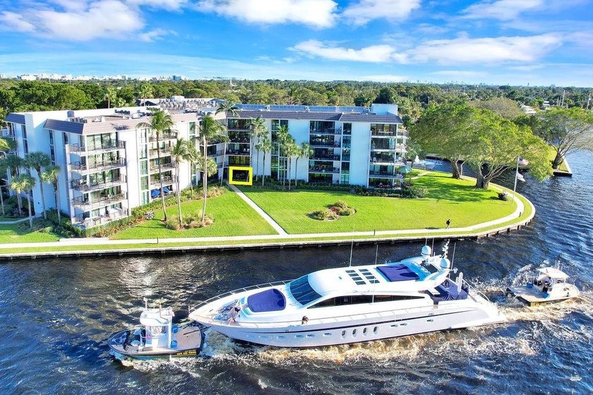 DIRECTLY ON NEW RIVER!! MAJOR PRICE REDUCTION!! FABULOUS - Beach Condo for sale in Fort Lauderdale, Florida on Beachhouse.com