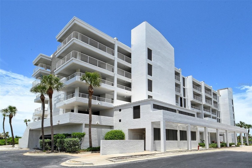 Welcome to your dream oasis. December 2024, fully renovated - Beach Condo for sale in Longboat Key, Florida on Beachhouse.com
