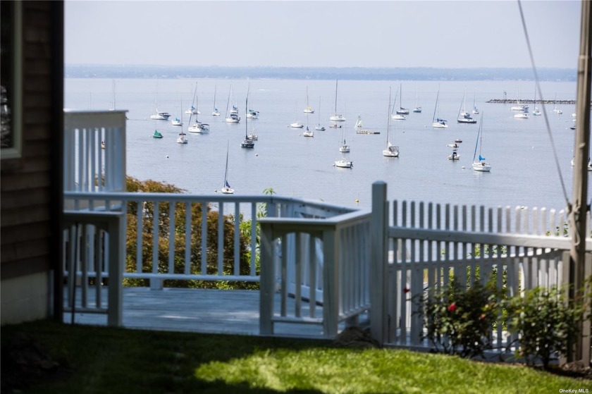 Extraordinary Sea Cliff property offering panoramic views of - Beach Home for sale in Sea Cliff, New York on Beachhouse.com