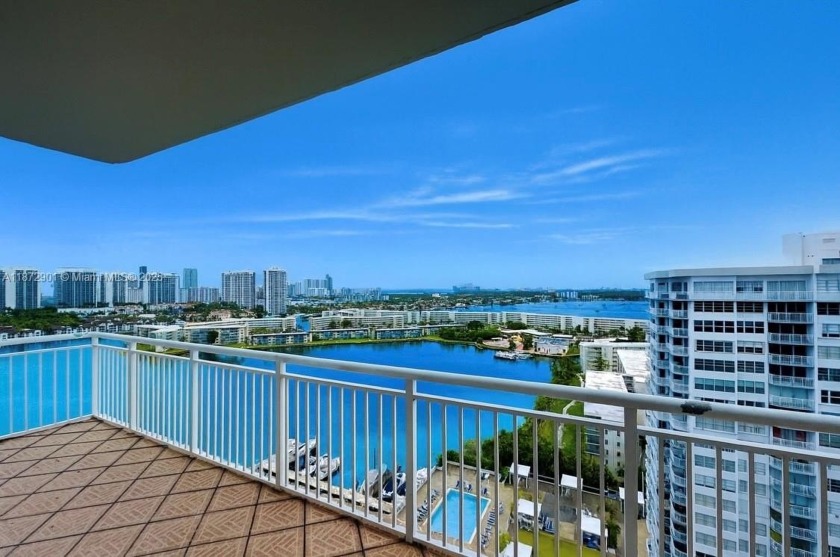 Rare Opportunity - Waterfront 3BR/3.5BA Condo or Two Penthouse - Beach Condo for sale in Aventura, Florida on Beachhouse.com