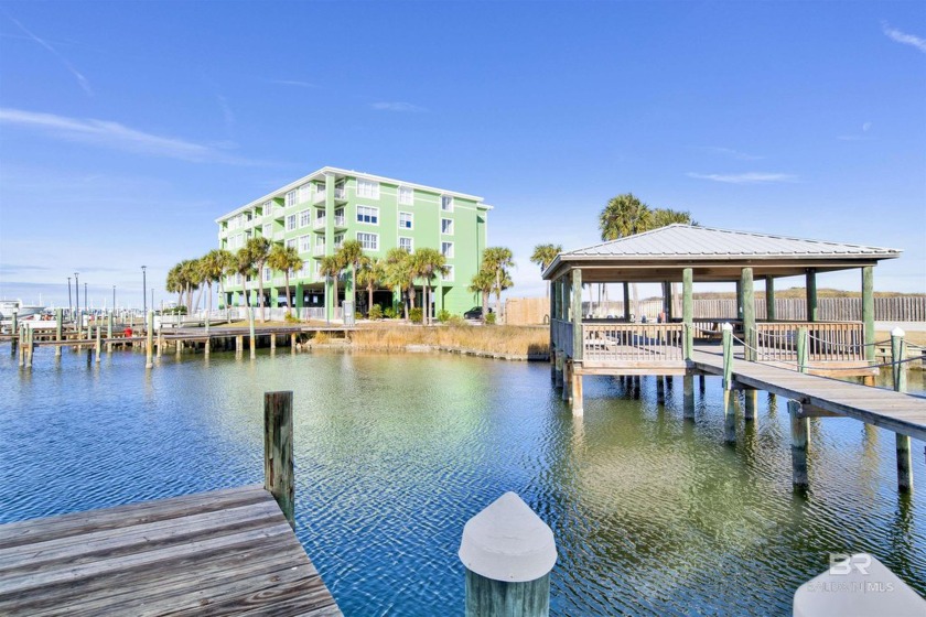 Unit 1405 at this great complex is a top-floor condo that offers - Beach Home for sale in Gulf Shores, Alabama on Beachhouse.com