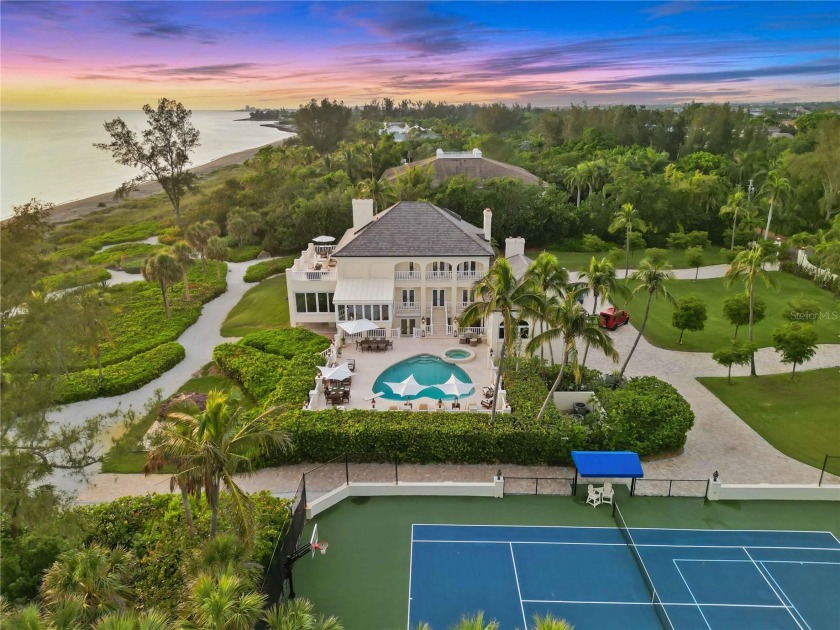 Imagine your very own resort-like estate in the heart of the - Beach Home for sale in Sarasota, Florida on Beachhouse.com