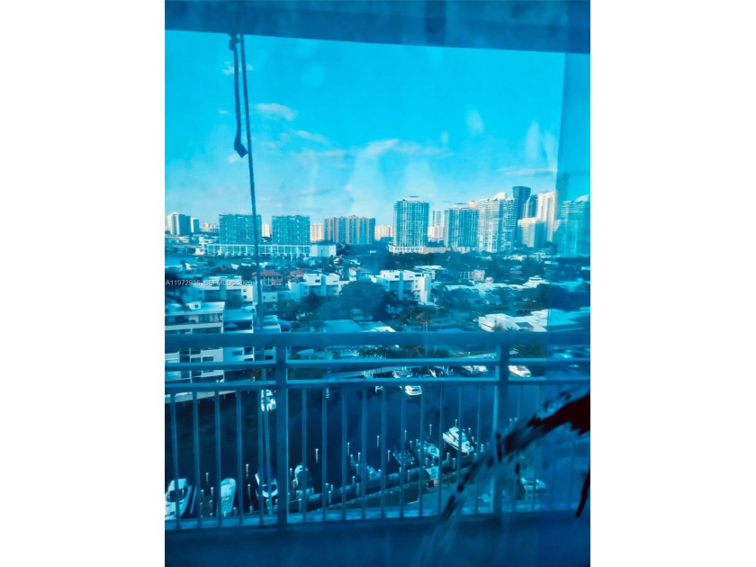 Corner Penthouse unit awaiting the perfect buyer to make it - Beach Condo for sale in Sunny Isles Beach, Florida on Beachhouse.com