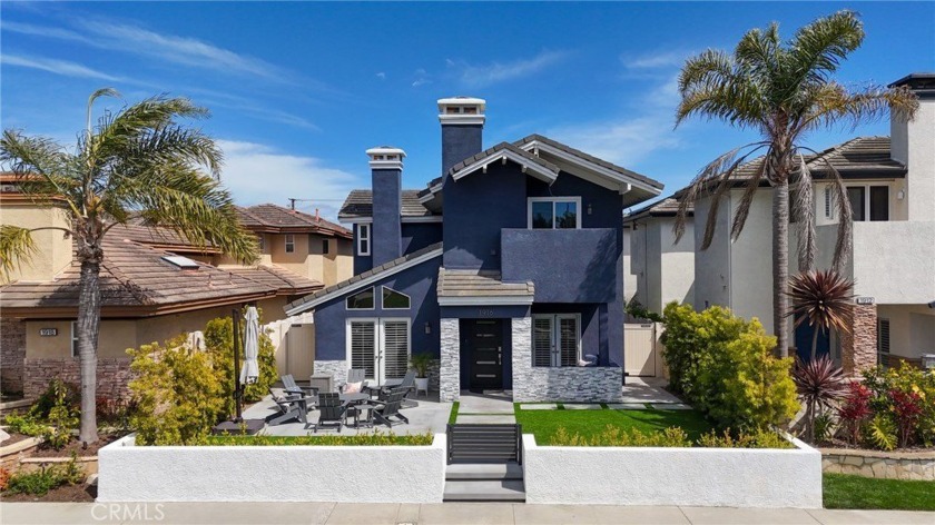 Stunning Modern Elegance: A Dream Home Awaits You in Huntington - Beach Home for sale in Huntington Beach, California on Beachhouse.com