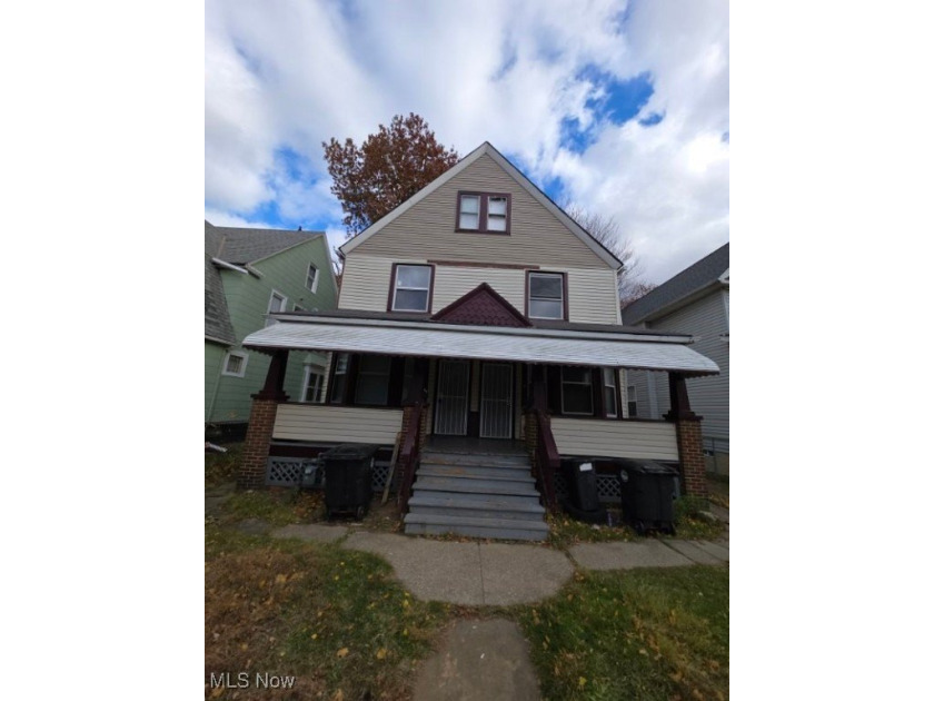 Exceptional and affordable, this rare 6-bedroom, 2-full-bath - Beach Home for sale in Cleveland, Ohio on Beachhouse.com