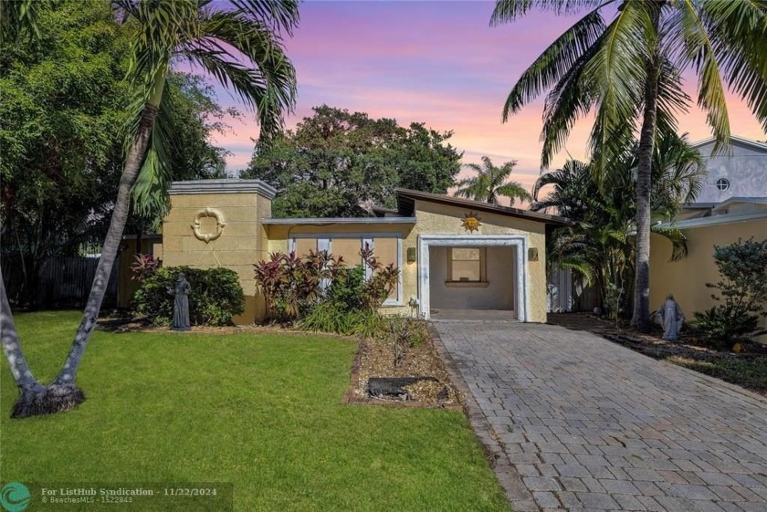 Prime investment opportunity in the heart of Delray Beach! This - Beach Home for sale in Delray Beach, Florida on Beachhouse.com