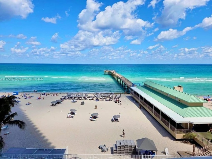 Stunning Oceanfront Condo in Exclusive Sunny Isles Beach
 - Beach Condo for sale in Sunny Isles Beach, Florida on Beachhouse.com