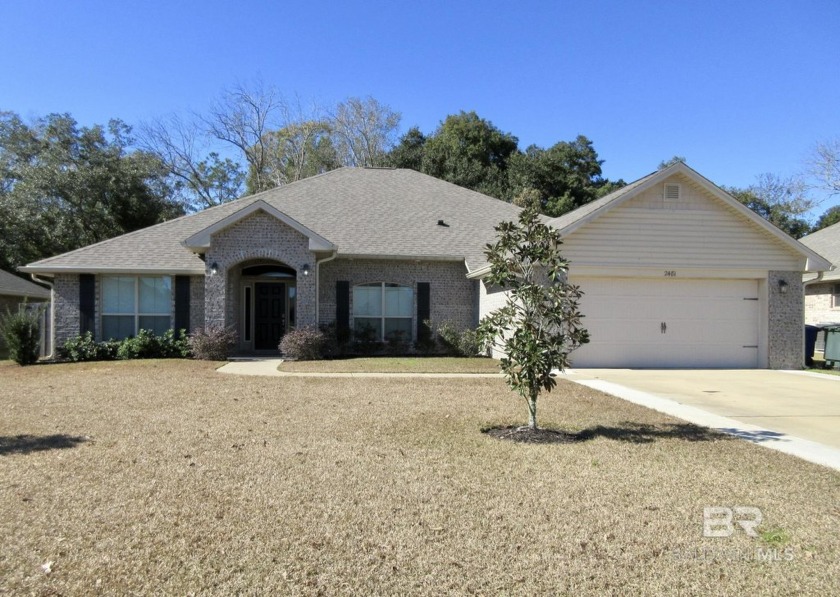 This beautifully maintained 2,580 sq ft home offers a perfect - Beach Home for sale in Foley, Alabama on Beachhouse.com