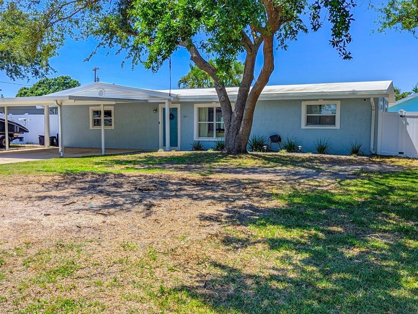Where Everyday Living Feels Like a Vacation

Experience the - Beach Home for sale in Apollo Beach, Florida on Beachhouse.com
